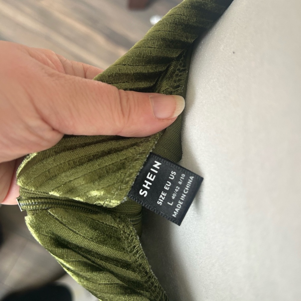 NWOT Olive Ribbed Skirt Velvet SHEIN
